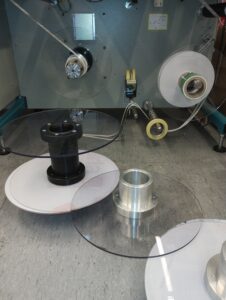 Kapeiden rullien tukilevyt